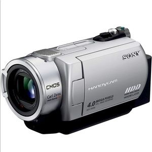 Sony DCR-SR200 2.1MP 40GB HDD Handycam Camcorder with 10x Optical Zoom